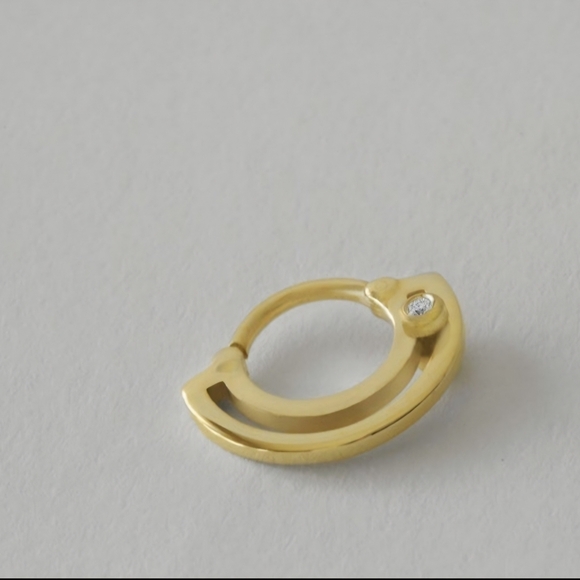 Sliding Diamond 14k Gold Septum Clicker Ring Body Jewelry - Picture 9 of 10